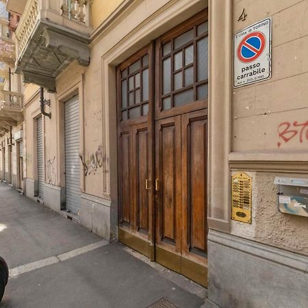 Turin, Un Minuto Dalla Metro Extérieur photo